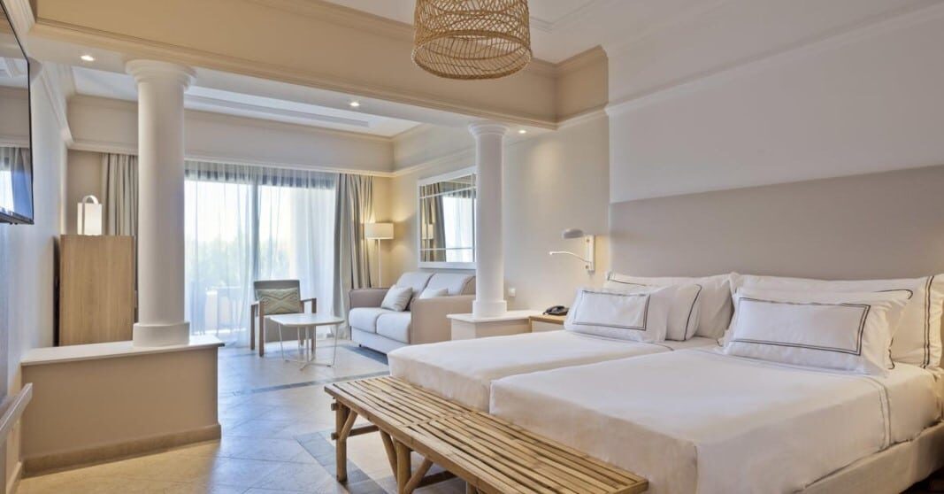 Premium Melia Villaitana accommodation with terrace